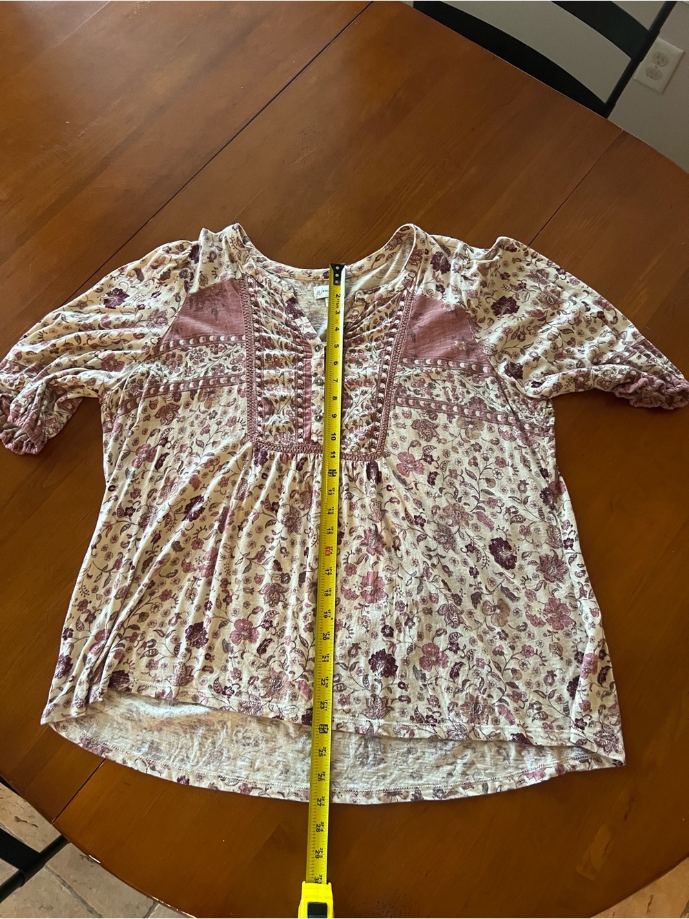 Wonderly Cream Floral Tunic with Mauve-Brown Trim - Picture 5 of 5